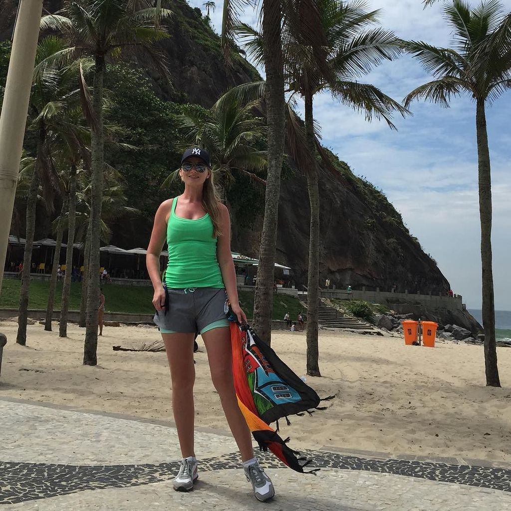 instacopacabana's tweet photo. Good morning from Copacabana, dzien dobry Ig #rio #riodejaneiro #morning #brasilia #brazyl… https://t.co/N1ImMSNqIy https://t.co/beufNvg4tg