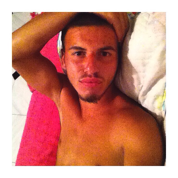 manuelcortes9_'s tweet photo. "Todo pasa por algo" https://t.co/rJlb70fEPD