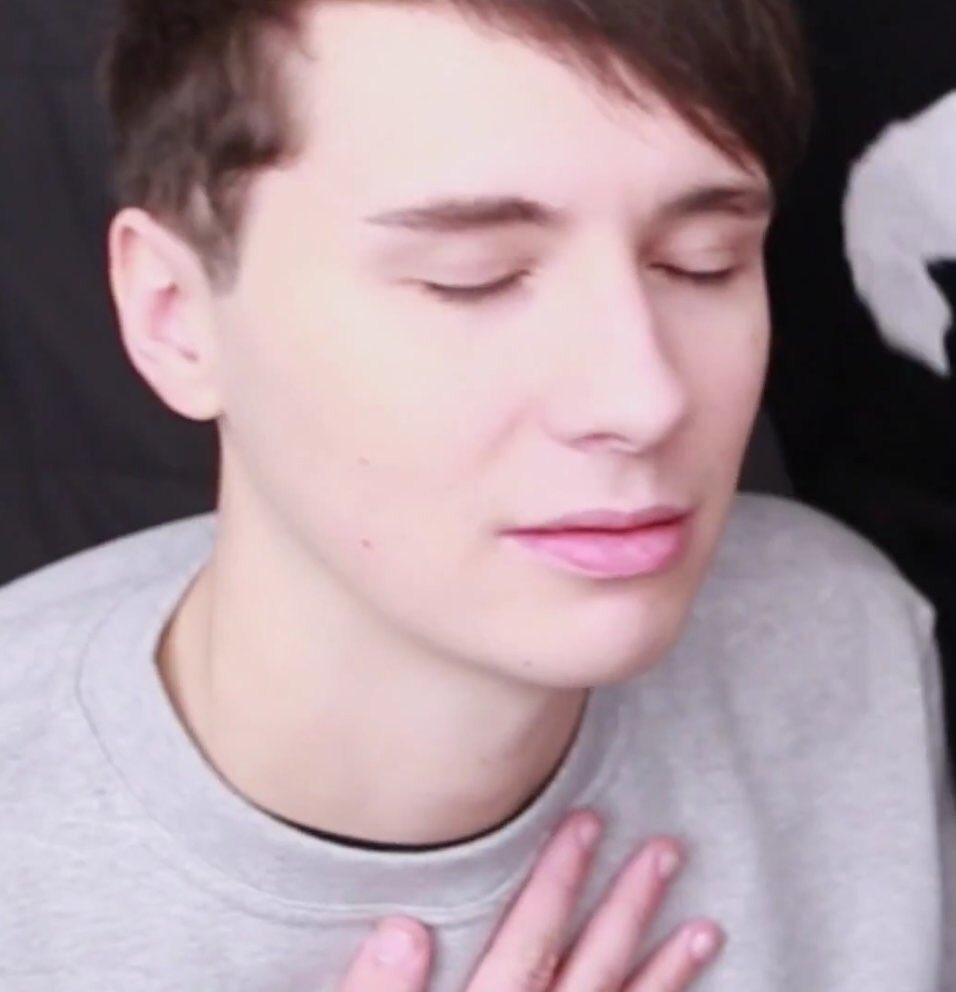 didthiscrap's tweet image. when Dan and Phil look like gods but you weren't expecting it