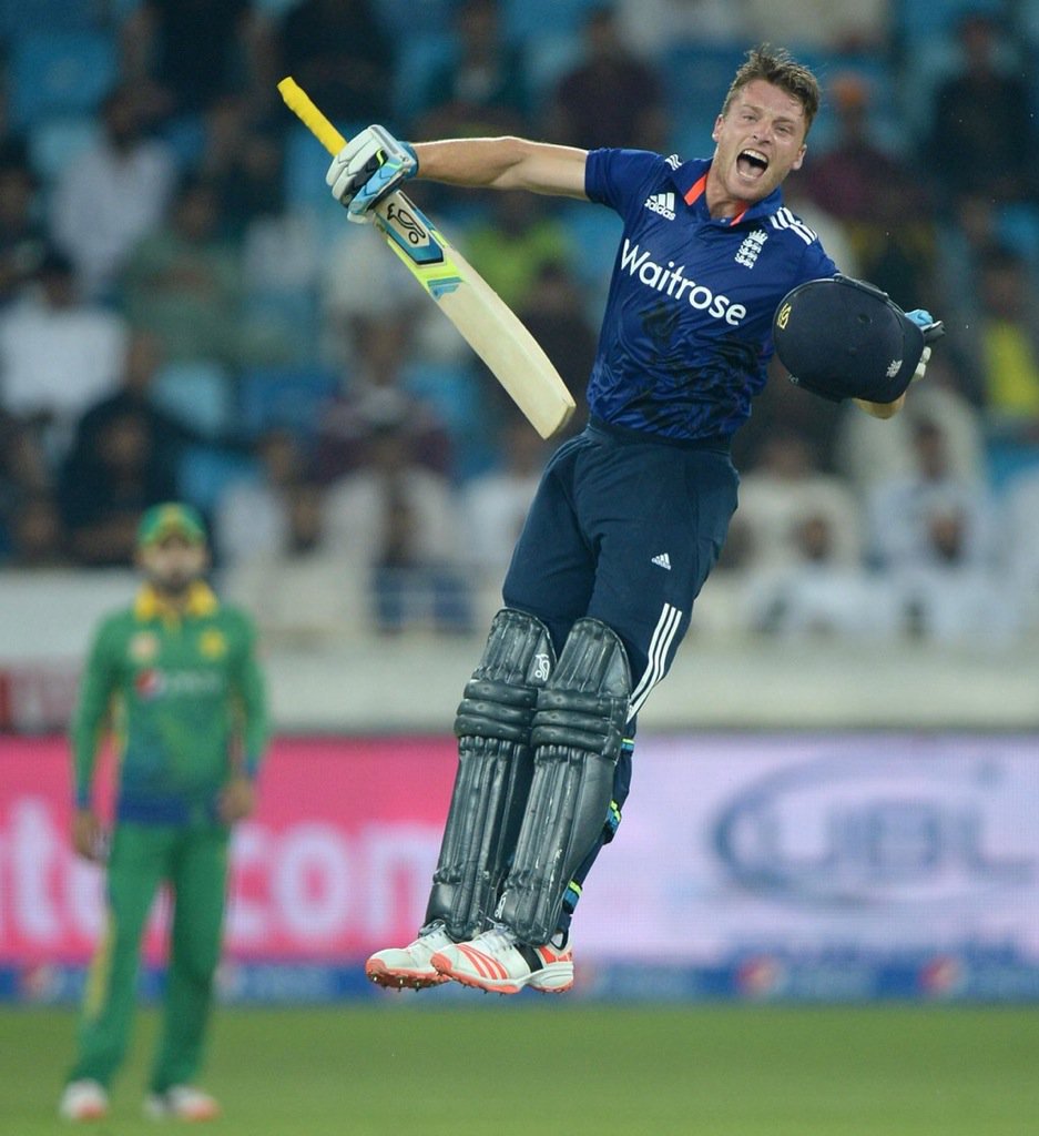 bbctms's tweet photo. .@josbuttler went from 50 to 100 in 16 balls! #bbccricket https://t.co/yiIfUN2emV