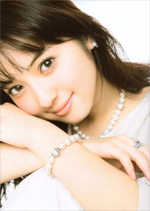 Ume 佐々木希と古川雄大が双子の姉弟でそれぞれその美貌を武器に結婚 詐欺で一儲けしようとするもなかなか上手くいかずいつもケンカばかり そんな双子の結婚詐欺師二人がひょんなことから殺人事件に巻き込まれ みたいな2時間ドラマください T Co