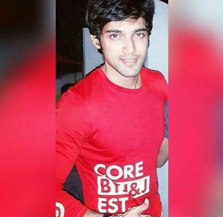 shayana786's tweet photo. "@mananOFC: Latest pics of @LaghateParth https://t.co/TI3GAkaHgW"  cool parth samthaan