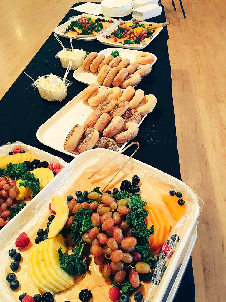 MidpointeEvents's tweet photo. Hosting @SaintPaulCVB member meeting. Thanks for the delicious breakfast @commonroots #myvsp #OnPointeEvent https://t.co/ZXBBqLoXn7