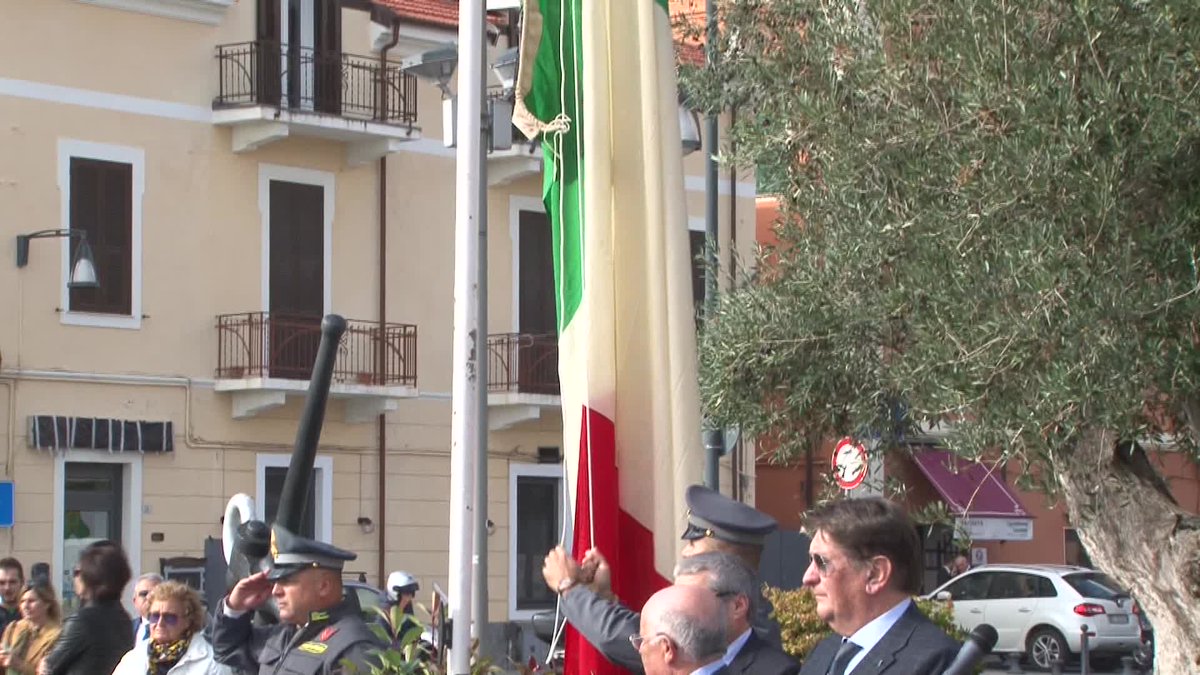agrisapori's tweet photo. #tappa del #girolio ad #imperia #oneglia per #olioliva da ieri in onda su 150 tv con https://t.co/NMdT0j6J4Y https://t.co/IkNBXl7eLb