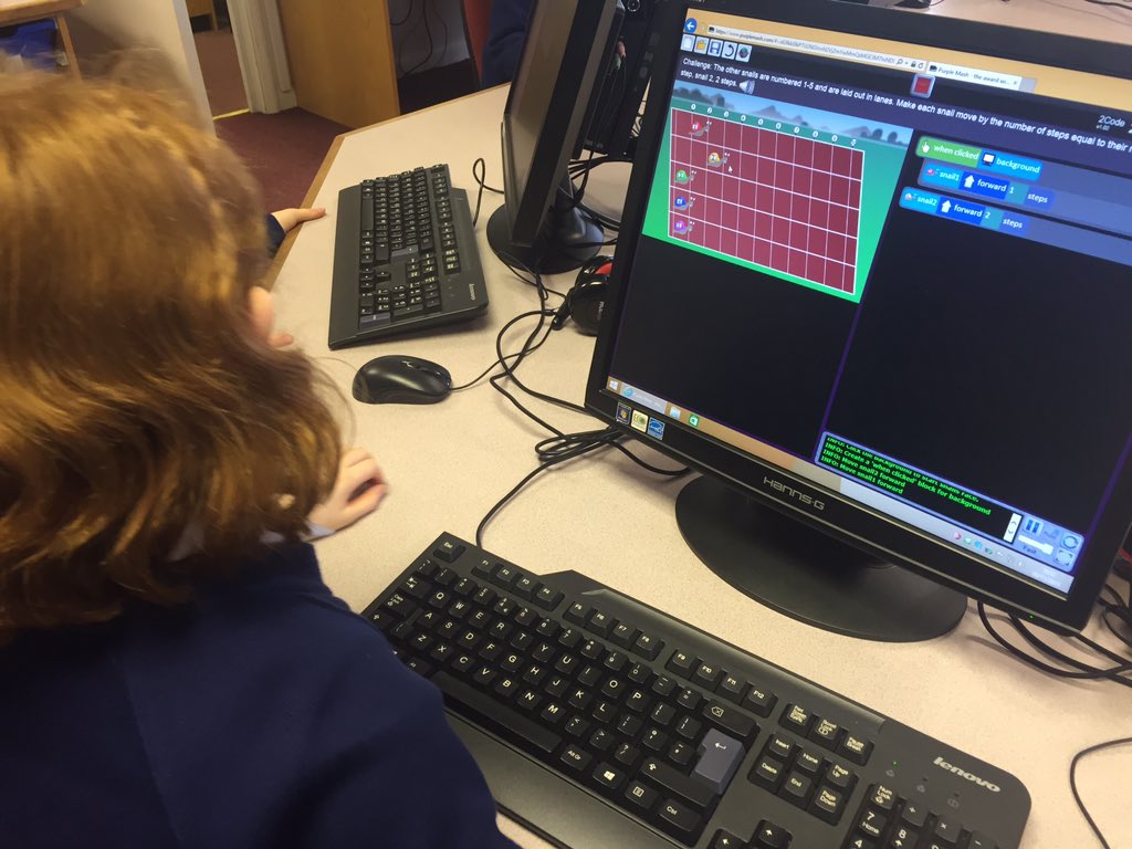 NDS_COMPUTING's tweet image. #y3 love #coding the snail race @purpleMash #funwithcoding #Girlscancode #collaboration #Computing @2SimpleSoftware