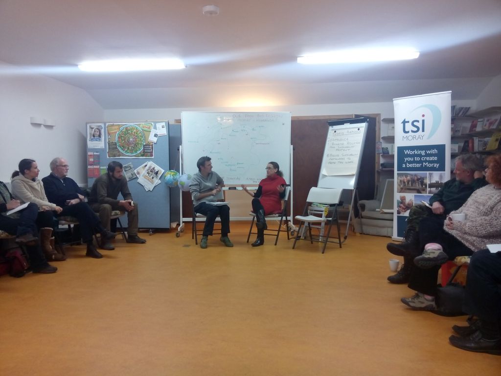 ArianeBurgessHI's tweet photo. 22 people joining #foodresilience mapping with @crossgreenman &amp; Isabella Guerrini @TTForres https://t.co/ly9YUAqkst