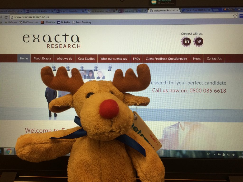 exactaresearch's tweet photo. Delighted with our Christmas cards from @Qubic_Print delivered by this little guy! https://t.co/8MWprkzMc9