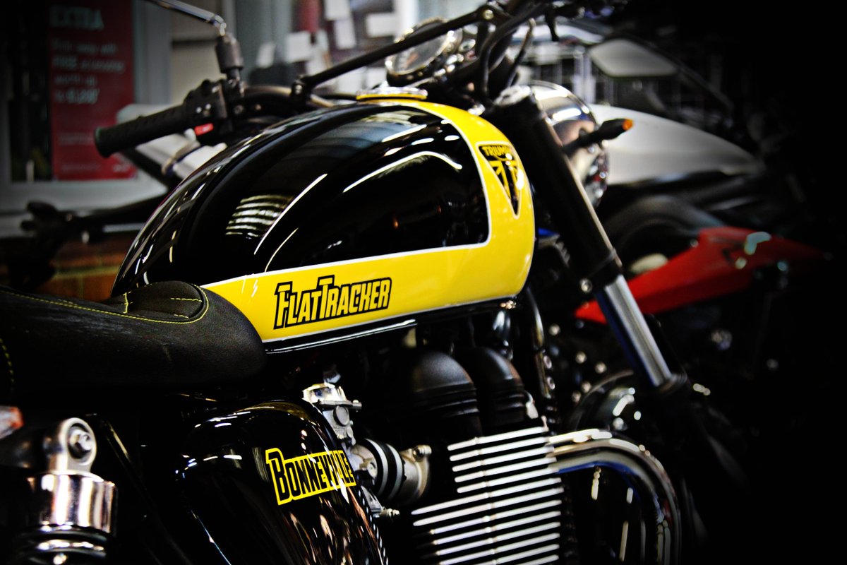 EightBallCustom's tweet photo. We returned these stunning examples to @DaveDeathMC yesterday... @officialtriumph @Bonnefication @Triumph_Owners https://t.co/1Y8qqsyhyh