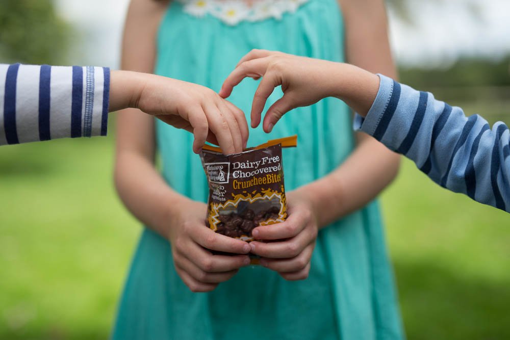 freefromfactory's tweet photo. Choccovered Crunchee Bites,  honeycomb toffee covered in a delicious blend of cocoa #dairyfree https://t.co/y63EFvnPEA