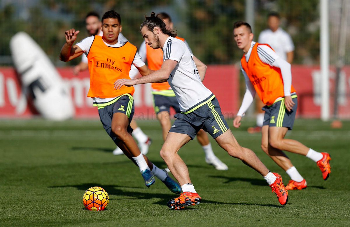 realmadridindo1's tweet photo. Latihan Terakhir menjelang El Clásico #HalaMadrid . https://t.co/HSch73g3Nt
