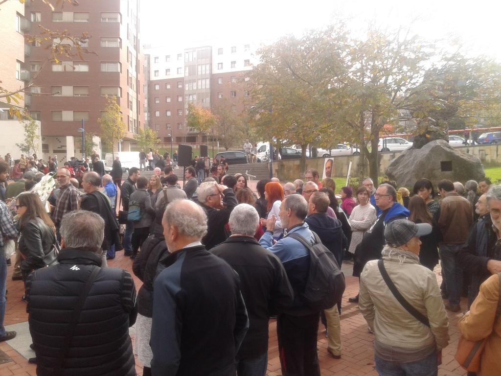 LABsindikatua's tweet image. Jendea elkartzen hasi da Ametzolan #SantietaJosu