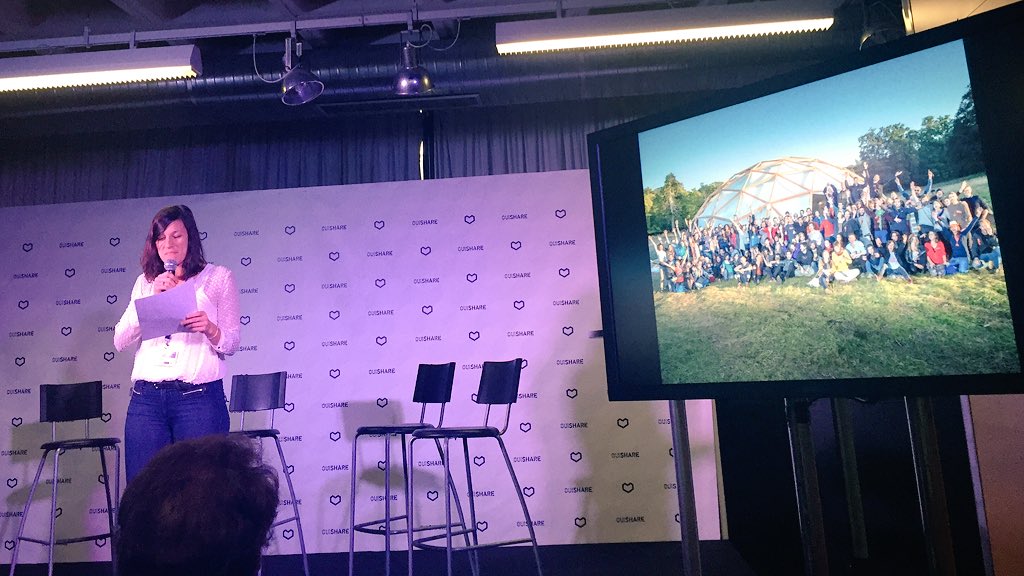 nacho_mas's tweet photo. @JenniferRse expone @POC21cc en #OSFestBCN y anuncia #ecomaker camp en Valencia verano 2016 generando gran interés https://t.co/PPPoO4SeCM