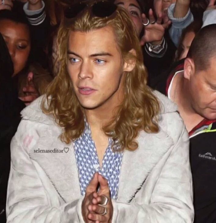 N On Twitter Blonde Blue Eyes Harry Styles Wow What S Good N On Twitter Blonde Blue Eyes Harry Styles Wow What S Good Mtvstars One Direction Https T Co 30cz6afhzj