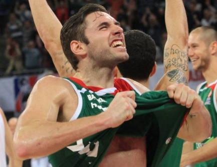 ¿Te gustaría ganar 2 Entradas VIP para el <a href="/Baskonia/">Kosner Baskonia</a> - FC Barcelona? Síguenos + RT a este tuit y entras en el sorteo!