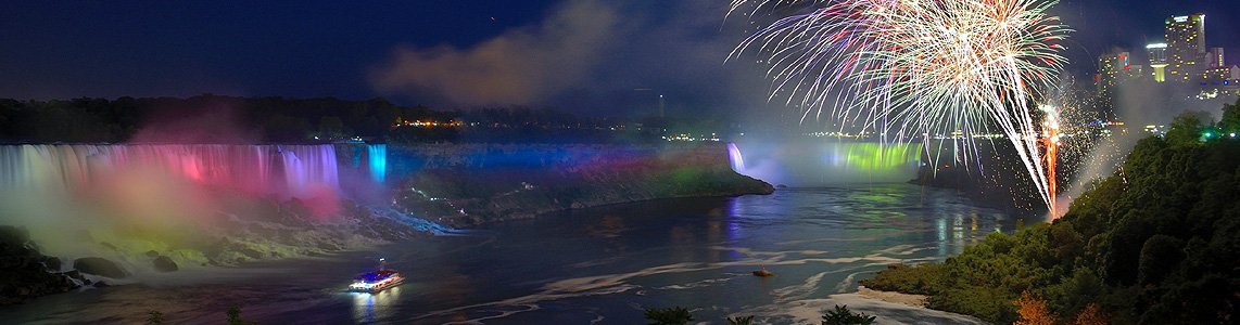 #Hornblower #Falls Illumination #Cruise #Niagara #VisitNiagara #NiagaraFalls #Canada goo.gl/e5I3mB
