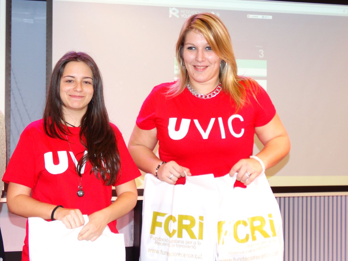 canaluniscat's tweet photo. Felicitem l'equip de la @uvic_news que va guanyar el joc de ciència #RYM2015 a la #SC15cat https://t.co/pGEqNJIOYp https://t.co/Z1iyy9GKwr