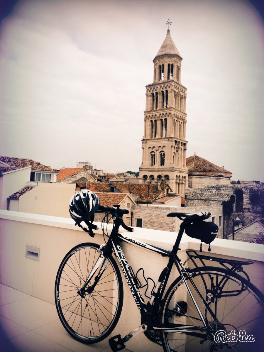 SplitHotel's tweet image. 5th floor and amazing view #croatiafulloflife #croatia365 #hotelslavija #hotelslavijasplit #biketourscroatia