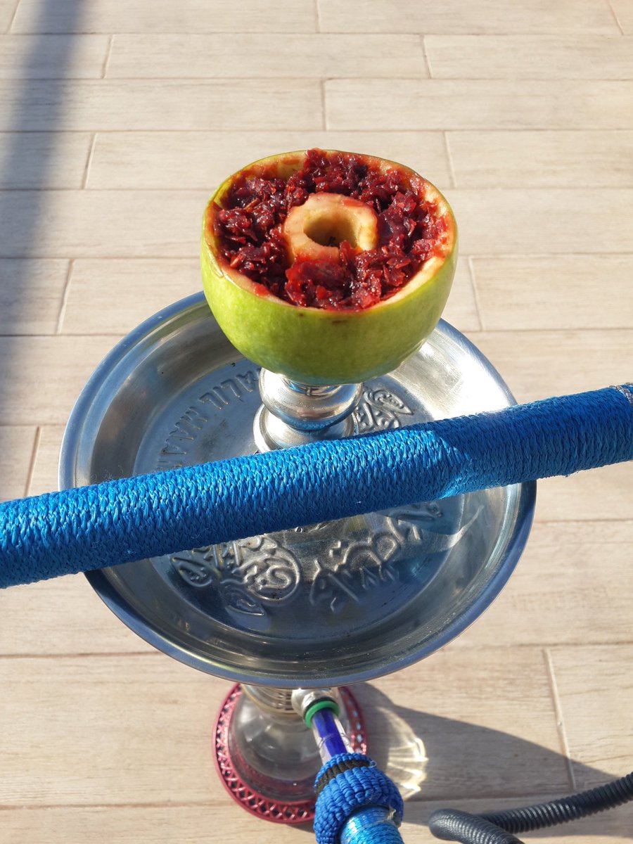 HookahHouse's tweet photo. apple made phunnle bowl with @FumariSanDiego blueberry &amp;mint https://t.co/teDTe5hVsW