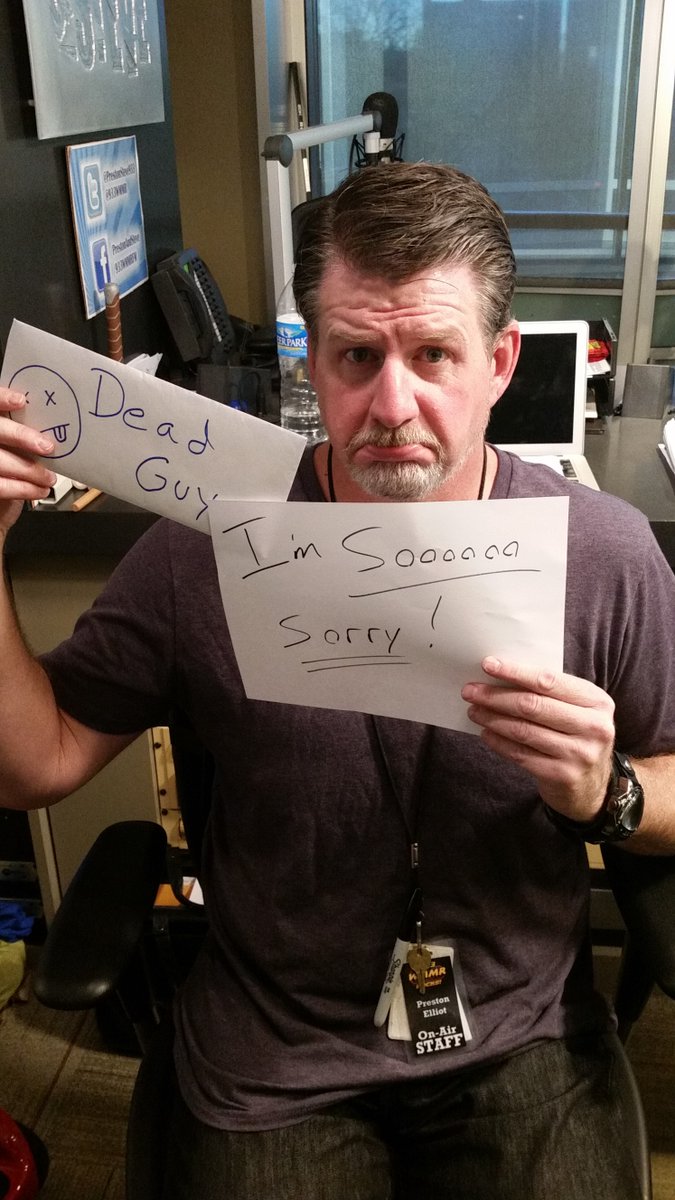 PrestonSteve933's tweet photo. #DeadGuyInAnEnvelope **CORRECTION** Clue #4 - The guy died in the 21st century (not 20th) - https://t.co/x2MH1c2E2c https://t.co/VIxfEt14KY