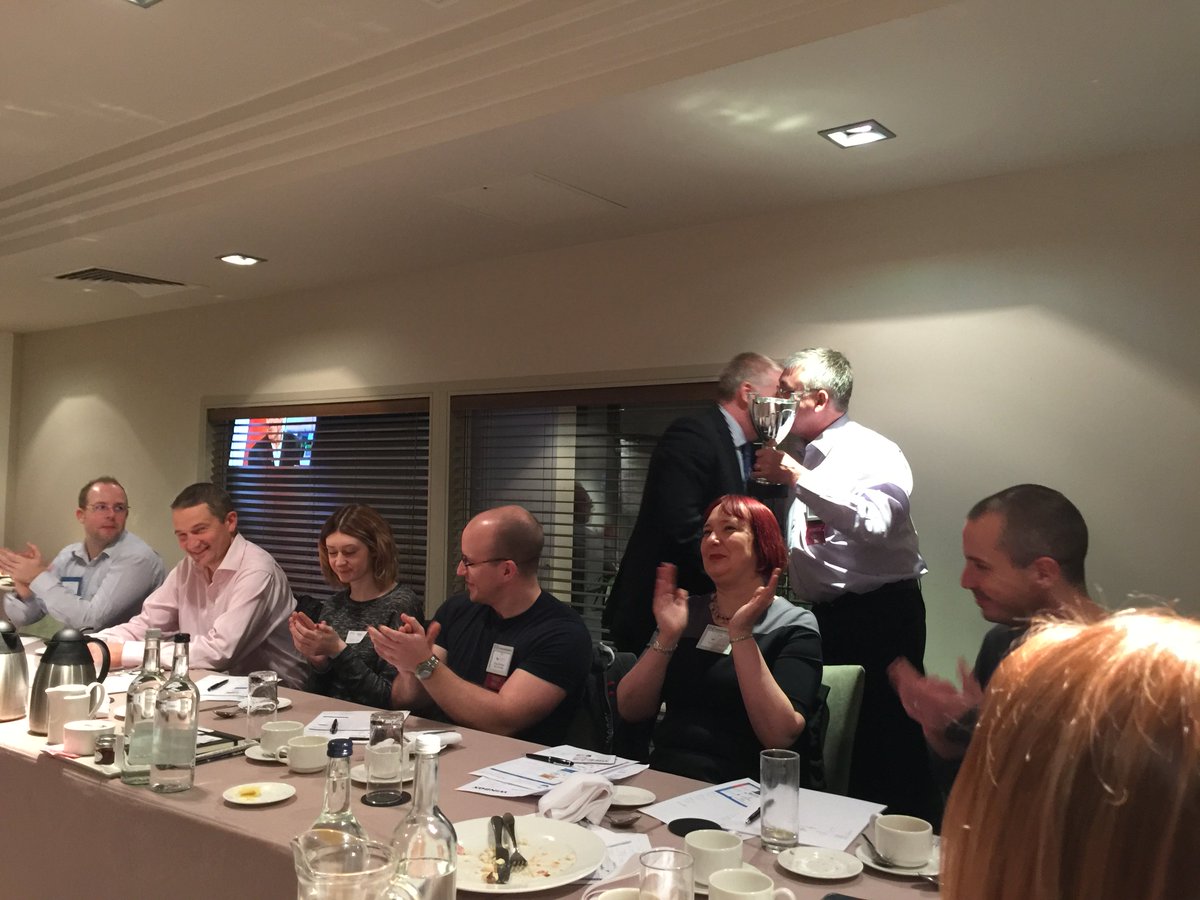 BNIHawke's tweet photo. It was a beautiful thing at #BNI Hawke this morning!  Lots of love in the room :) https://t.co/CwPE0VpUge