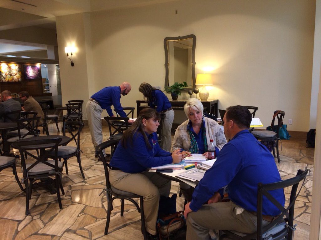 WSUAggie01's tweet photo. Thank you DuPont and NAAE for my classroom makeover and my group!! #nataa15    #naae15 https://t.co/5TM56qenjJ