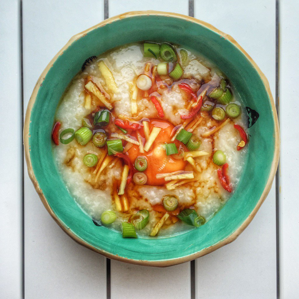 niamhshields_'s tweet photo. Congee 2! With soy cured egg yolk, ginger, chilli, spring onion &amp; soy. 😆 https://t.co/tzo0fv5DMA