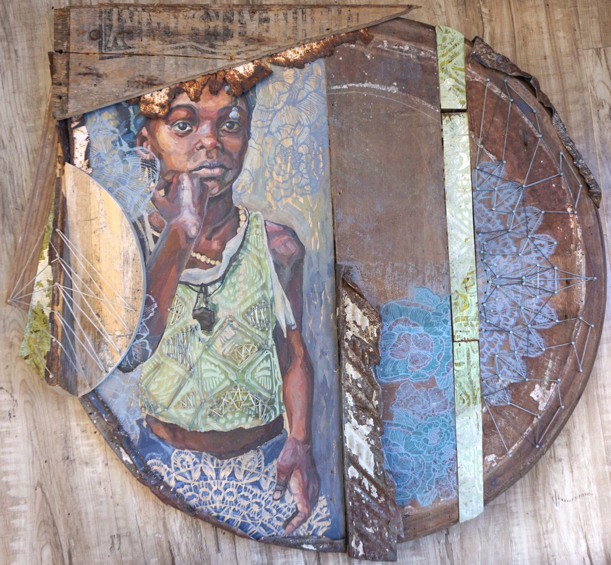 Jessy_Bastidas's tweet photo. New painting #upcycle #assemblage #screenprint #portrait #wip #artsjobs https://t.co/gASvM0fSfd