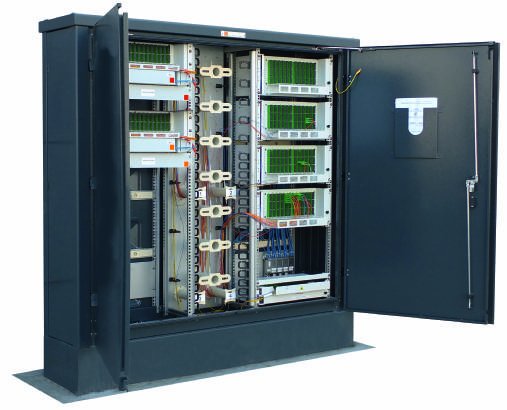 gilles_roland's tweet photo. un exemple d'armoire fibre optique inventée et construite par Grolleau : https://t.co/ozKCz9FaEz https://t.co/SkMZAft75d
