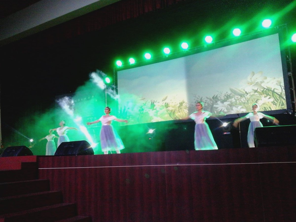 Masih penampilan dari <a href="/tutuclub_usd/">Tutu Club USD Yogya</a>