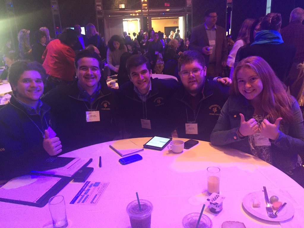 goodmorningnhs's tweet photo. We are ready for #Quest2015 @YRDSB https://t.co/NR4h0HwxYb