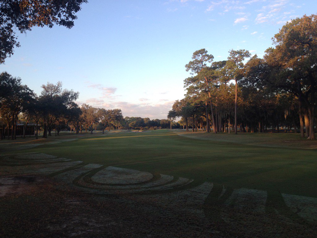 rfletch007's tweet photo. Ready for a good day at LCC. #cartsoffpath https://t.co/kyBxExaKlb