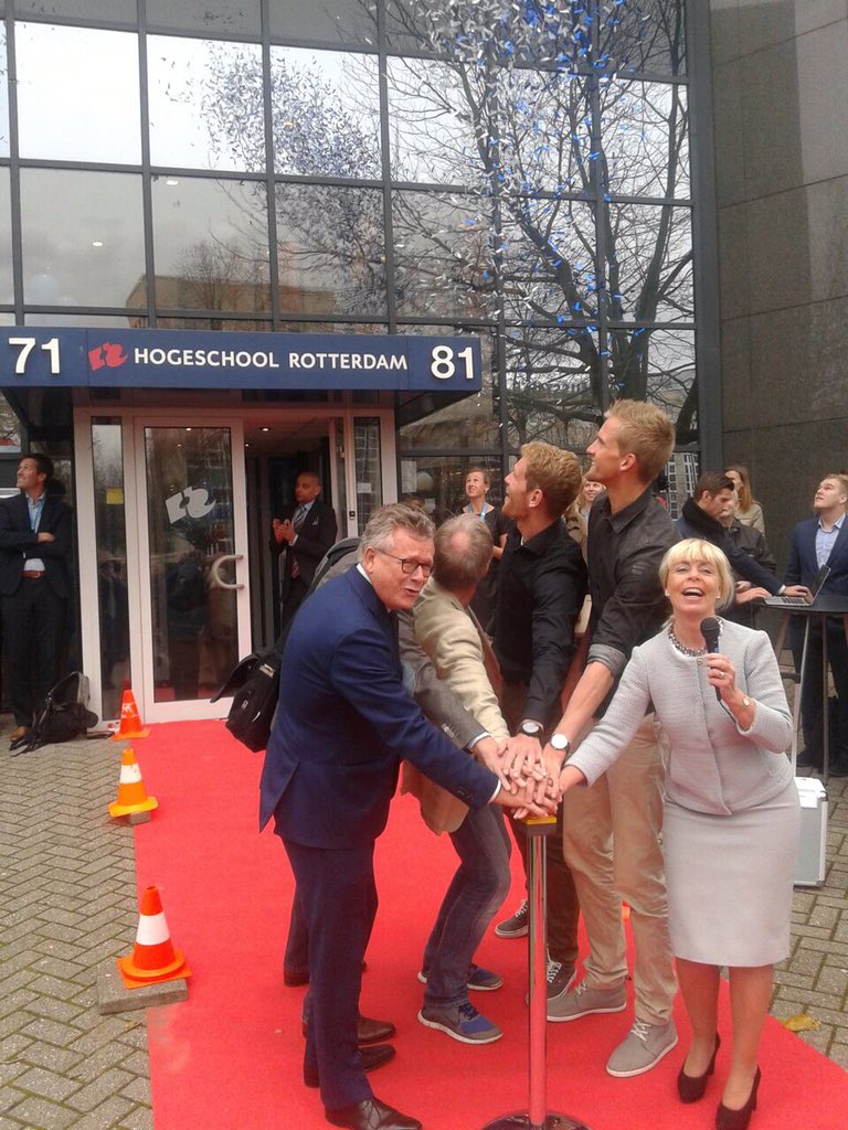 hr_smm's tweet photo. Het officiële moment #openingdaysmm https://t.co/ycnD1G4UlF