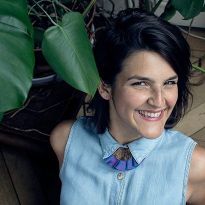 Un collier TURFAN en cuir &amp; soie pour vous donner le sourire 😁💋 📷 <a href="/alicelemarin/">Alice Lemarin</a> 💄 <a href="/louisec/">louiseC</a>… ift.tt/1SLlji8