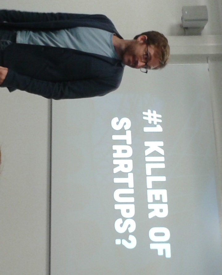 Agenturmatching's tweet image. "Leave a [customer interview] not only with compliments but with commitments #momtest @robfitz @leancamp #stuttgart