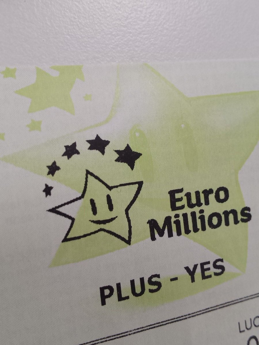 maitiuocoimin's tweet photo. An cháin mhata íoctha anois díreach agam. #ItCouldBeYou #ProbablyIsnt https://t.co/g6vAOcC6FJ