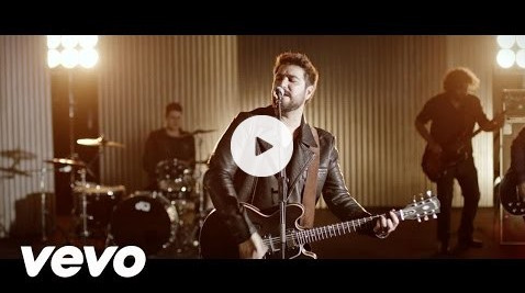 antoniorozco's tweet photo. #Destino de mis manos a las vuestras!!! #Mírate #MiHeroe y todo lo que está por llegar... https://t.co/XCdIaRGnyO https://t.co/nheP7zZtnu
