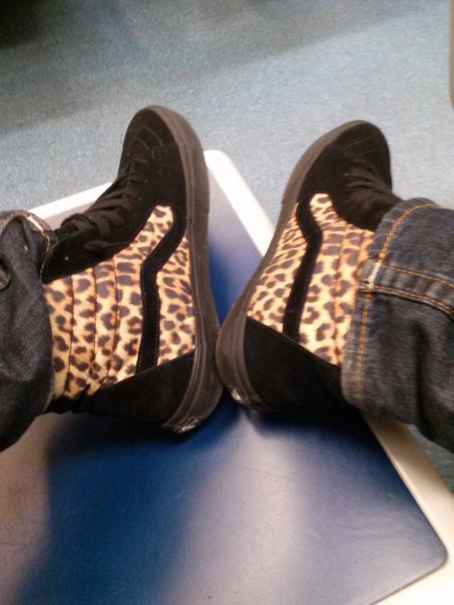 NicholasKhobb's tweet image. ShoeGame NASTY! #apolloproject #wifinow #CashThatWinningTicket #ShirleyDimples #CheetahGirlChallenge #leopardnatural