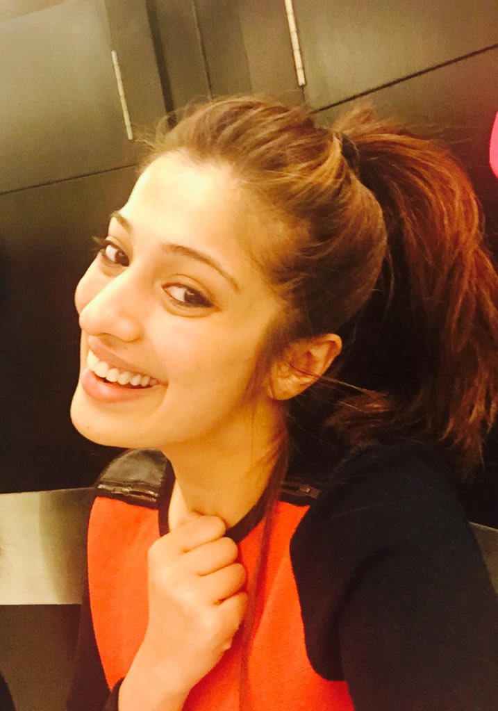 iamlakshmirai's tweet photo. Good evening wishes to all from this crazy girl 😜😁 https://t.co/ocKowDMcuO