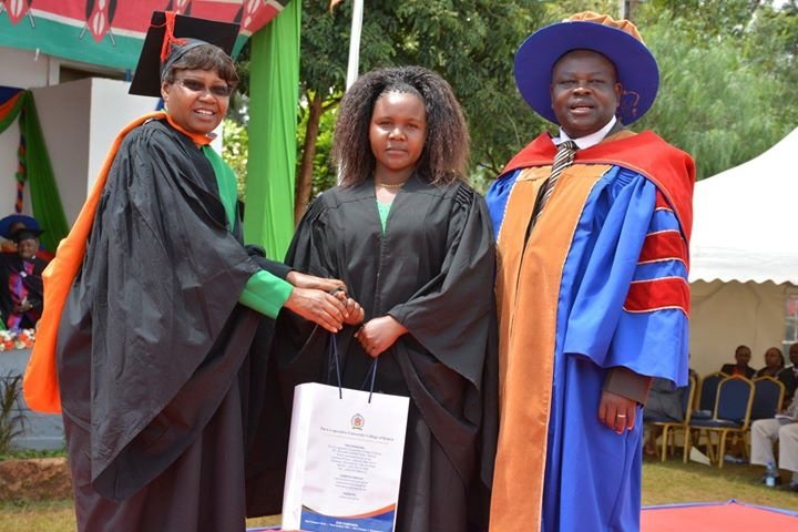 CoopVarsityKE's tweet photo. Well done! Congratulations! #CUCKGraduation @Jemo_uniq @CoopBcom2013 @coopwealth @KeSaccos @UshuruSacco @kuscco https://t.co/z5ZT6bzxCo