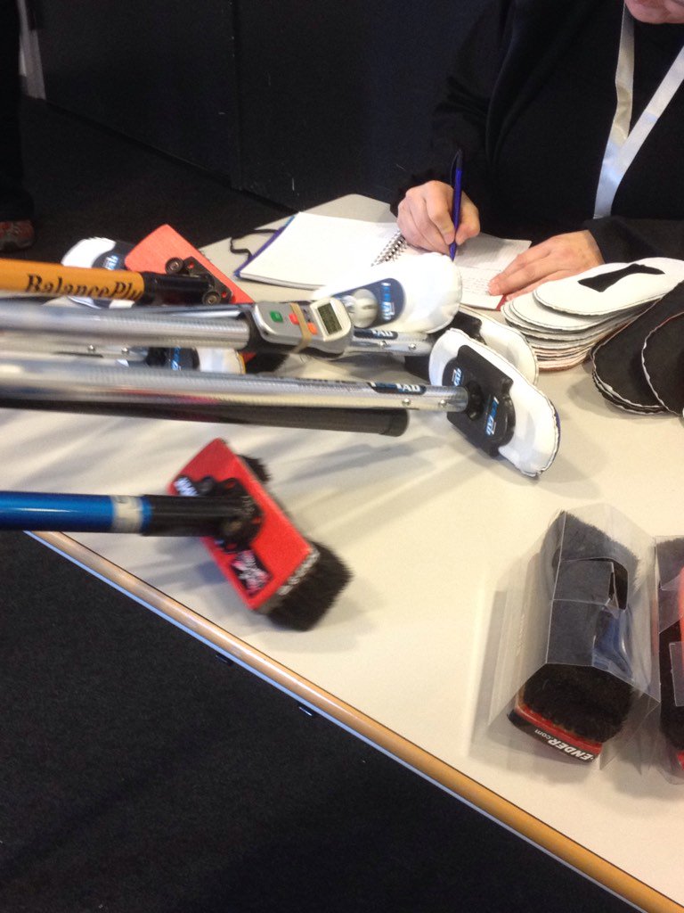 First time for everything: a brush inspection table! Stamp of approval received for our #Hardline's #JeSuisHardline
