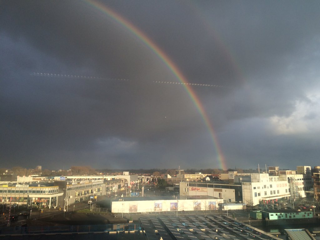 mnumann's tweet photo. Er ligt een pot met goud in #overstad #alkmaar! https://t.co/BX6hCUvsi0