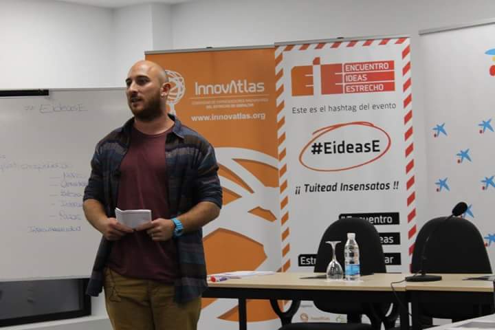 Rosaurbm's tweet photo. Orgullosísima de @pablosoricues.2°premio del Encuentro de Ideas del Estrecho #EideasE  #innovatlas #vuelocontigo https://t.co/ady8b5sCF3
