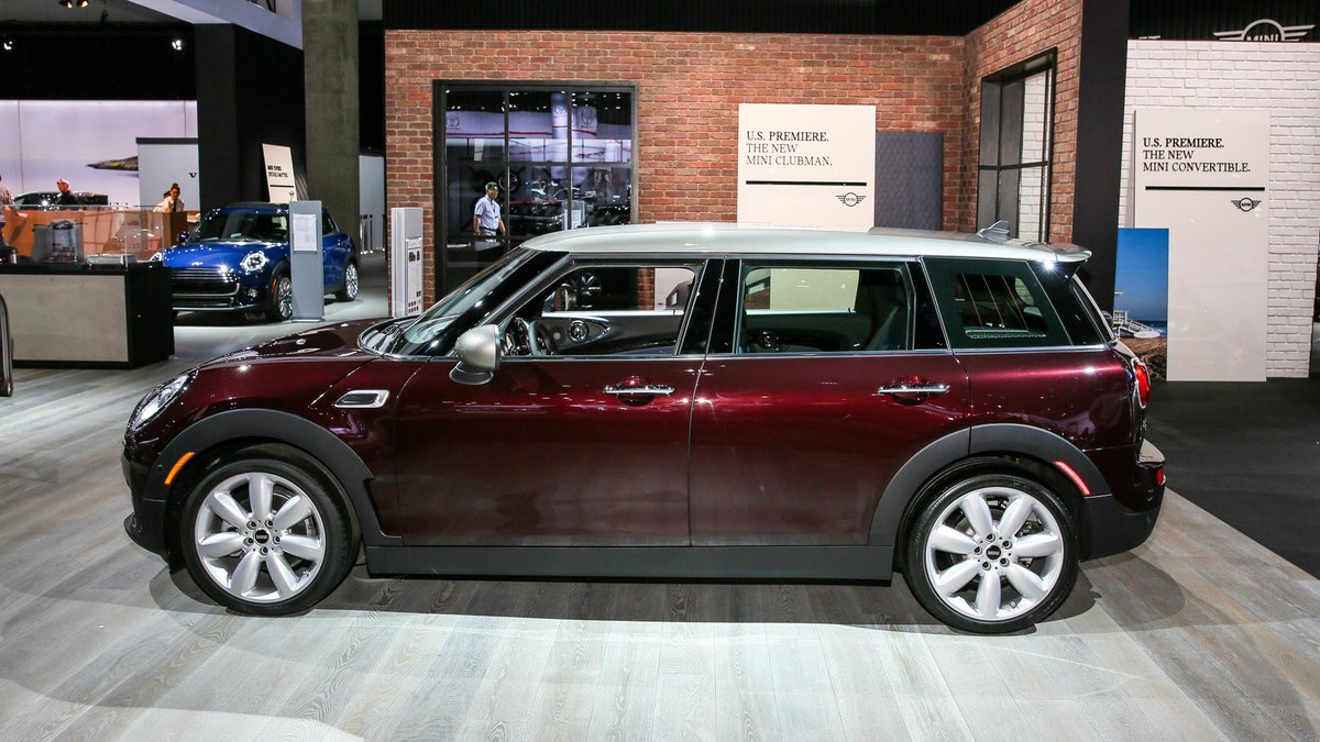 AusBrian's tweet photo. #Mini's new #Clubman stretches out and joins the #compactclass https://t.co/duNznPAIbw https://t.co/qfnGk0Kx8m #AutoNews #NewModels #Design