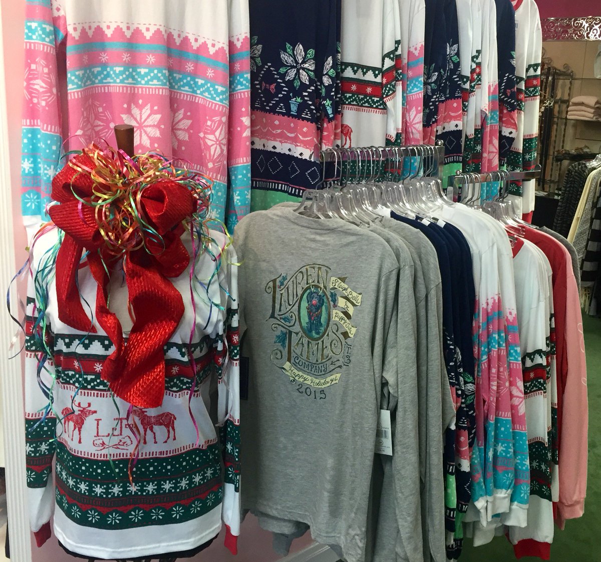 Geraniums_WV's tweet photo. Don't miss out on these holiday themed long sleeves from Lauren James! #CWV #BridgeRoadShops https://t.co/haH9c58gd4