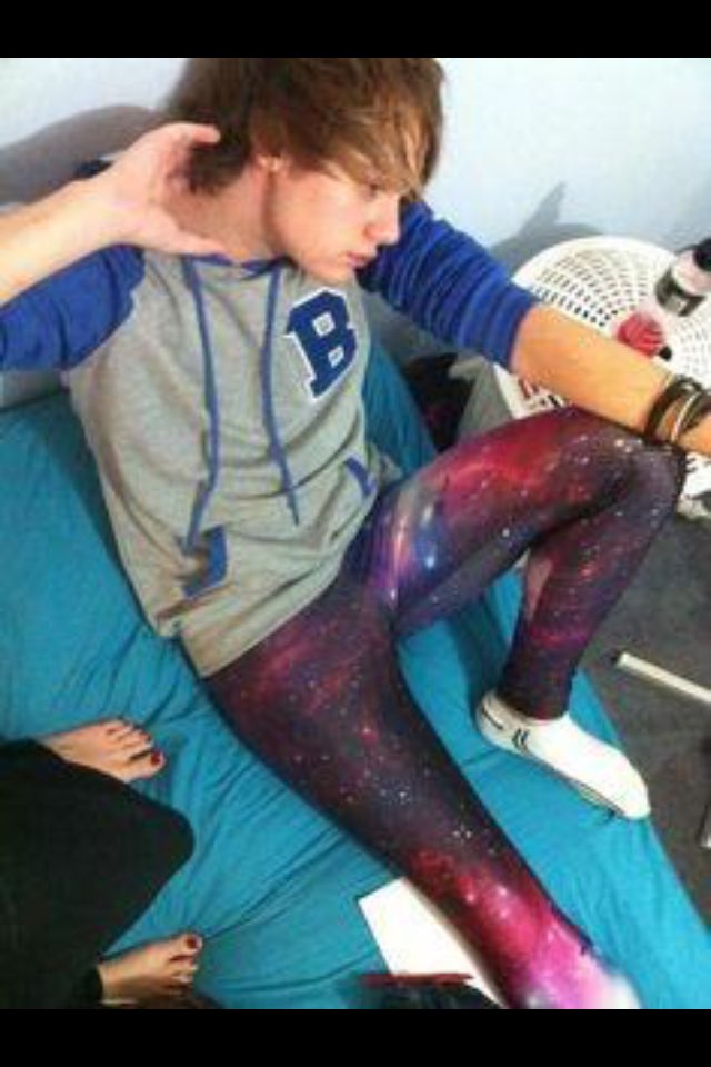 HAPPY BIRTHDAY MICHAEL GORDON CLIFFORD! I hope you have the best day ever   