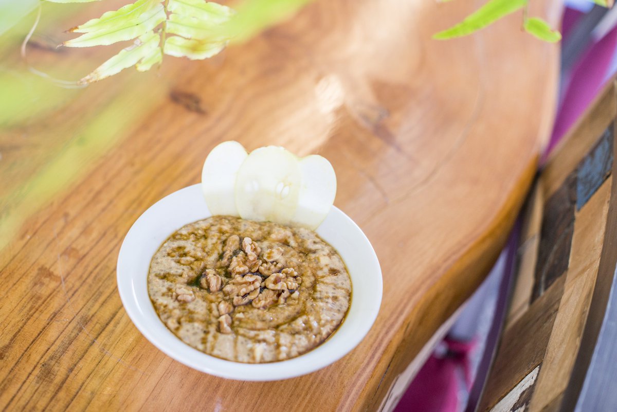 WildBeets's tweet image. “What good is the warmth of summer, without the cold of winter to give it sweetness.”Steinbeck and apple pie oatmeal