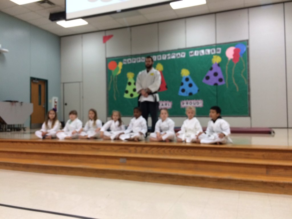millermustangs1's tweet photo. Fine Arts assembly on karate hi-ya https://t.co/LXeZ0y4YLD