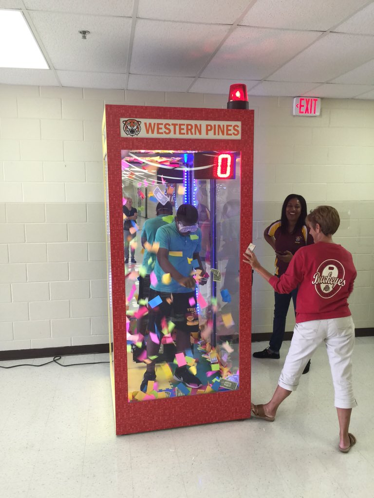 The Pines life is the Good life! Kids in our money machine for excelling in reading counts.Our tigers ROAR