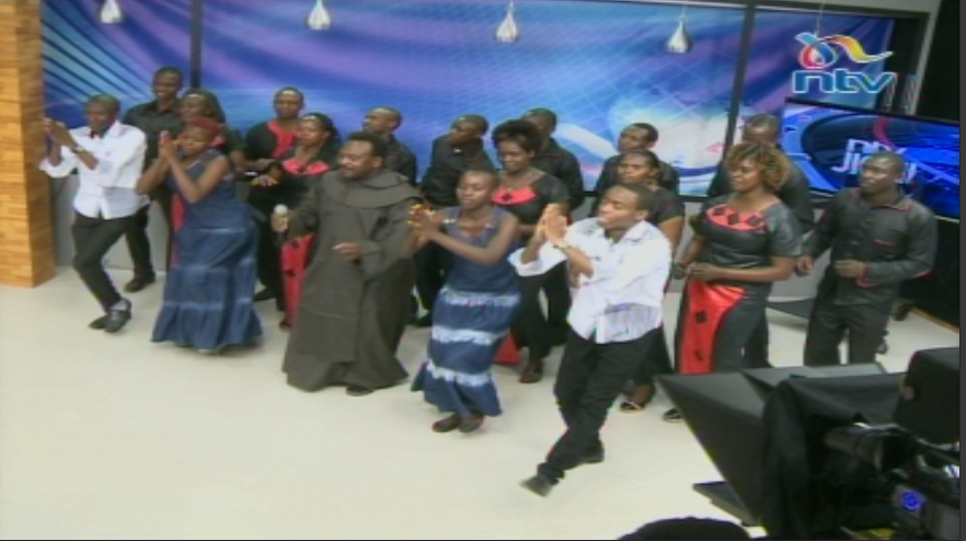 ntvkenya's tweet photo. Wanakwaya pamoja na Padri Abedies ndani ya #NTVJioni @JaneNgoiri https://t.co/nnbD733KEY