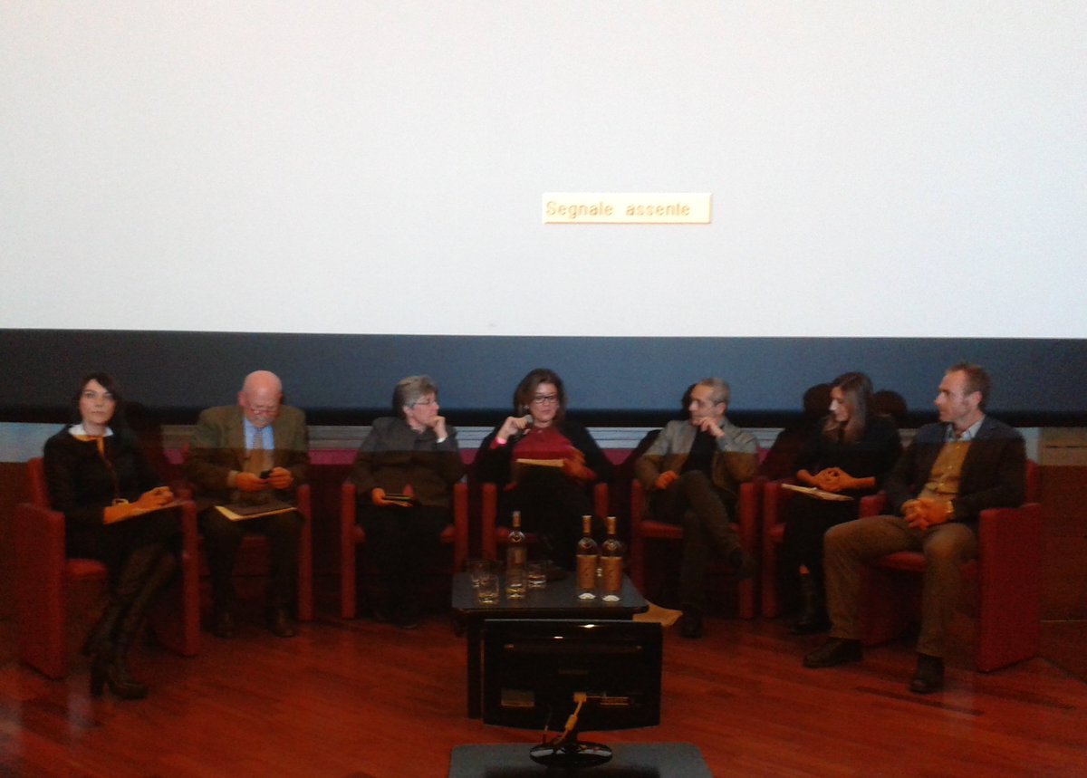Comunica_Media's tweet photo. Al via #Masterclass6 Turismo tradizioni e nuove idee @Franciacortando @settesoli58 @campagnamica #foodwinetorvergata https://t.co/X562FPCvLc